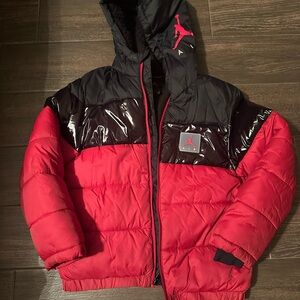 Jordan Kids Puffer Jacket in Red and Black. Size youth medium